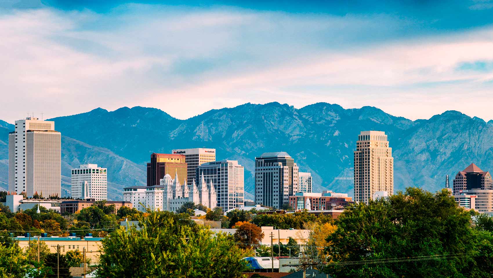 View of mountains and salt lake city skyline